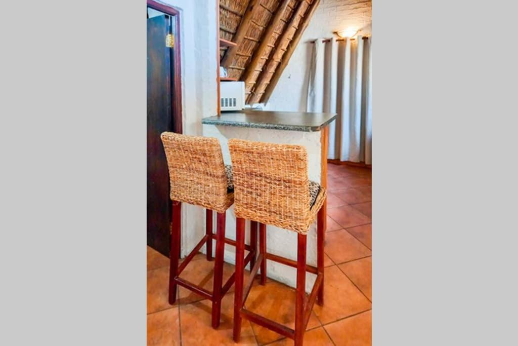 Pantera Lodge & Cheetah Cottage 约翰内斯堡 外观 照片