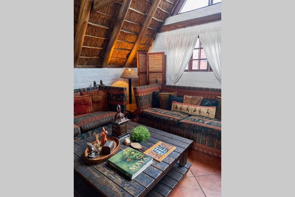 Pantera Lodge & Cheetah Cottage 约翰内斯堡 外观 照片